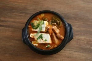 새벽집-메뉴-돼지김치찌개